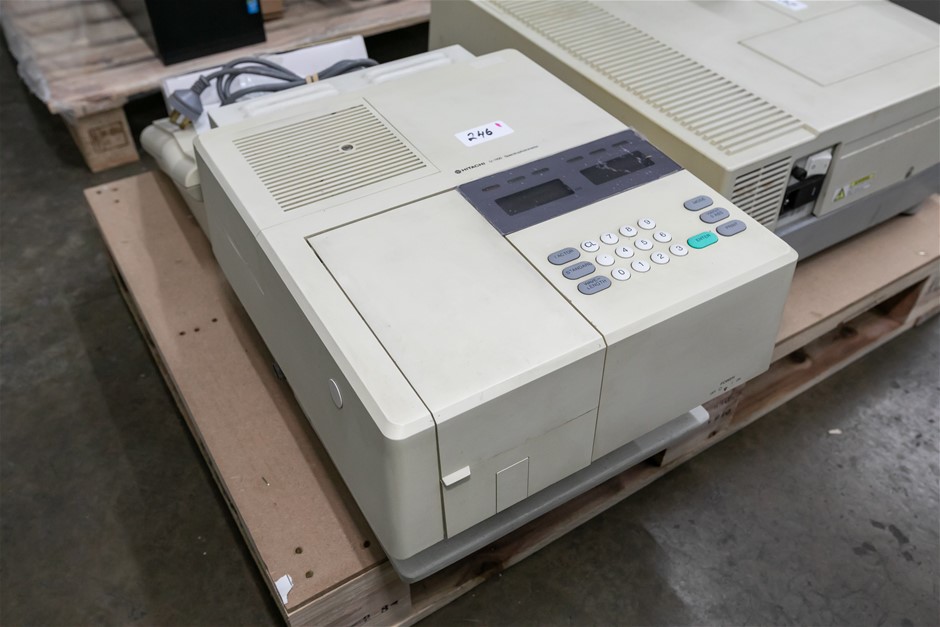 Spectrometer UV/VIS Dual Beam