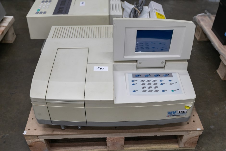 Spectrometer UV/VIS Double Beam