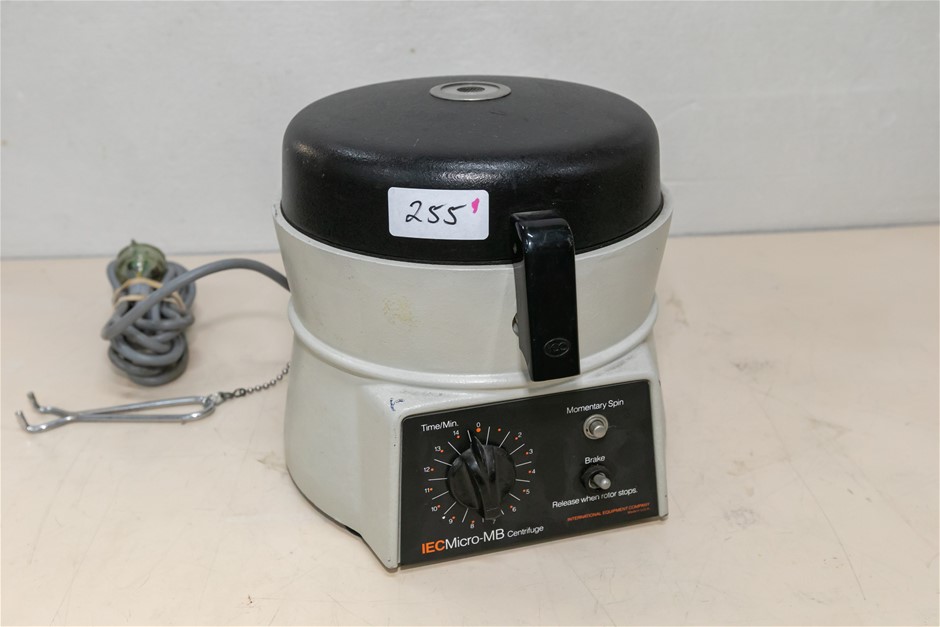 Microfuge 12 Place with Angle Head Rotor