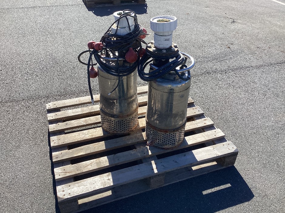 2 x Submersible High Head Pumps