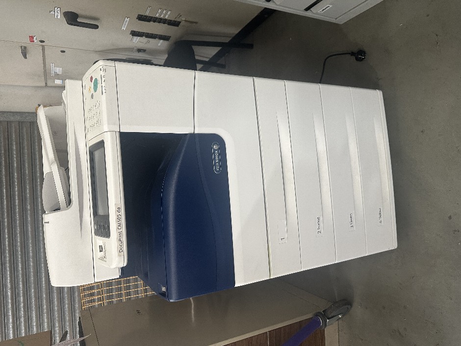 Fuji Xerox DocuPrint CM505da with 4 x 500 Sheet Trays - Faulty