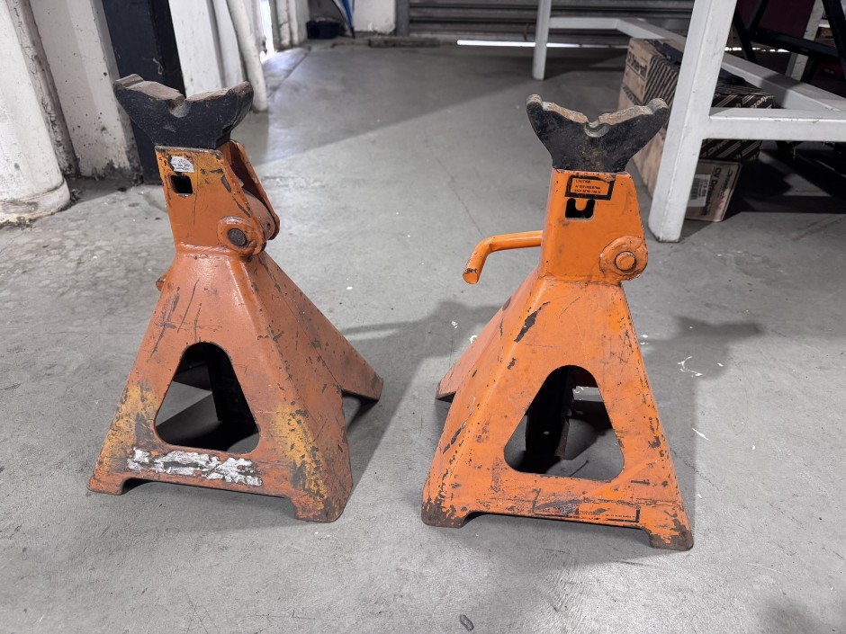Pair of Car USED Jack Stands