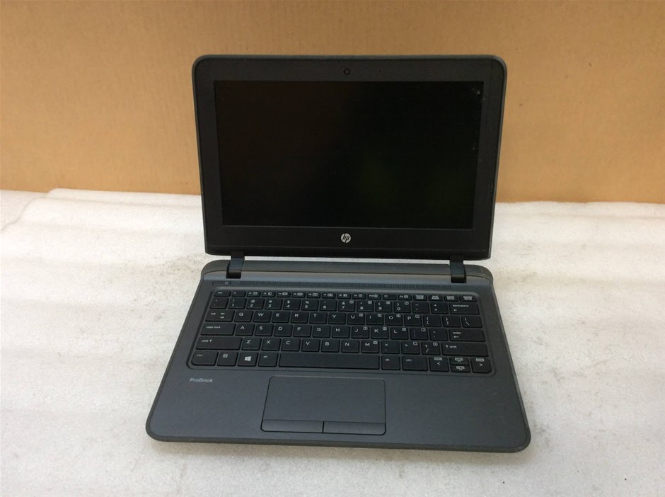 HP PROBOOK 11 G2 laptop I3-6100U 4GBRAM 128GB Black