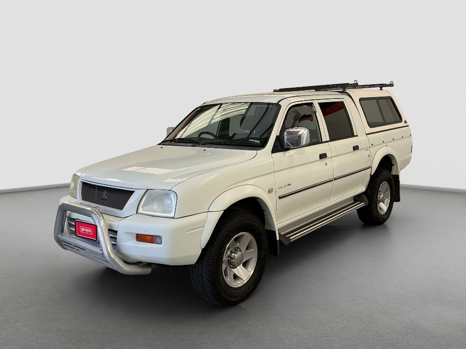 2005 Mitsubishi Triton GLX-R Petrol