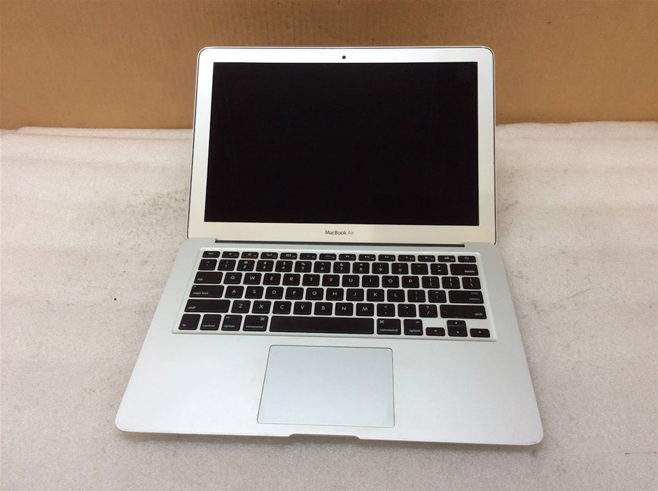APPLE MACBOOK AIR (A1466)(EMC2559) Laptop I5-3427U 4GBRAM 128GB Silver