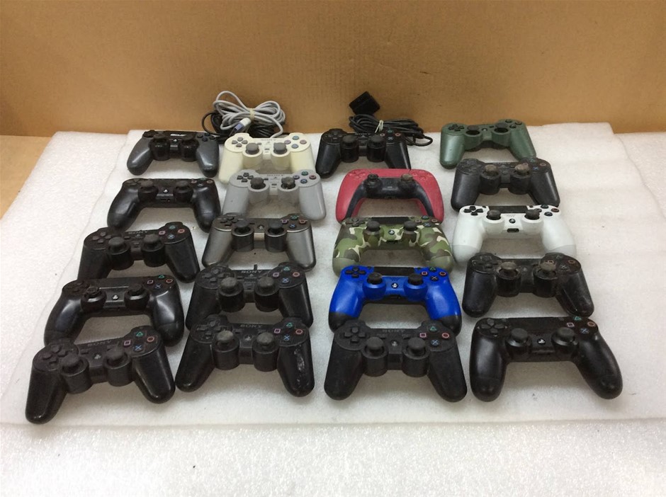 Mix Brand Mix Model Game Controller (Lot of 20)
