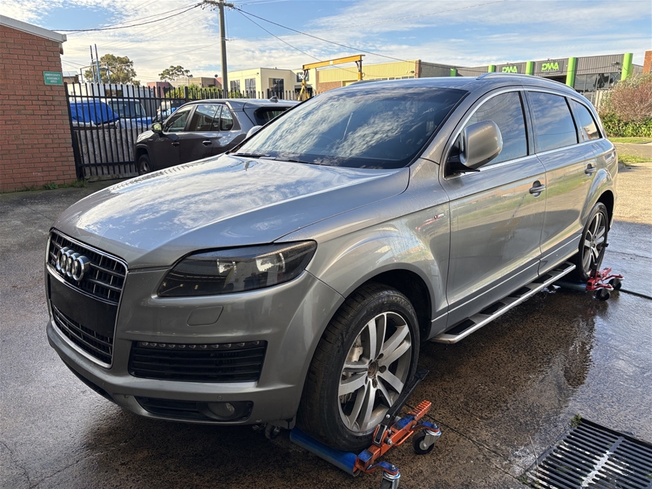 Audi Q7 Auto wagon