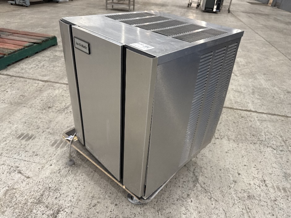<p>Ice O Matic CIM1125FA5-49 Ice Machine</p>