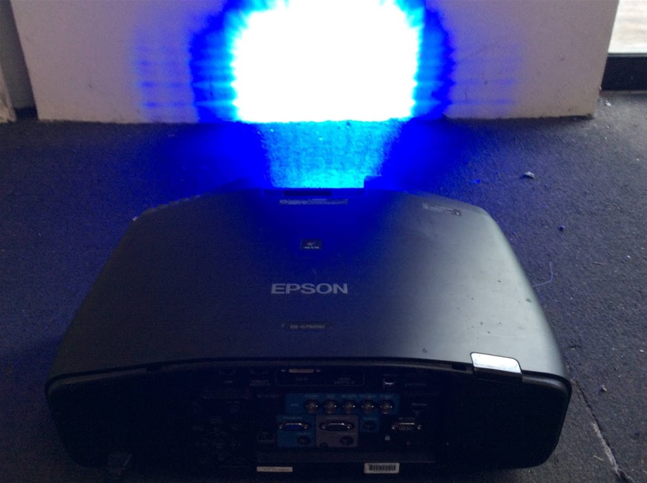Epson H749B LCD Projector