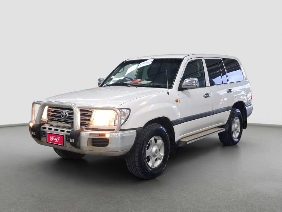 2002 Toyota Landcruiser GXL 4WD V8 Petrol 8 Seat Auto