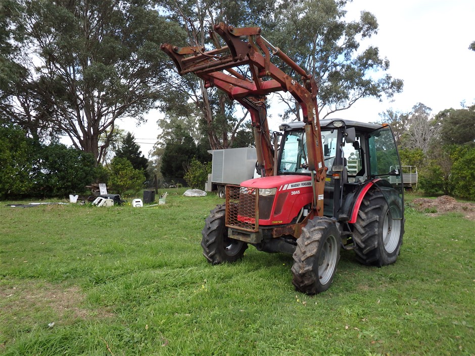 Massey Ferguson 3645 4WD Tractor with Front End Loader
