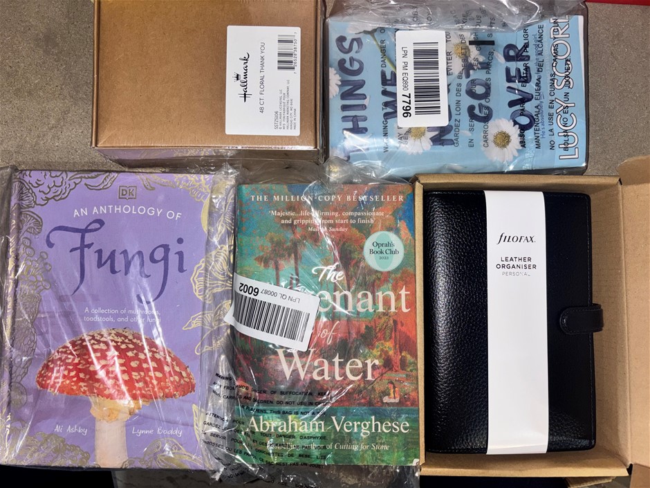 BUNDLE of Assorted Books and stationaries, Thank you card, Journal Organise