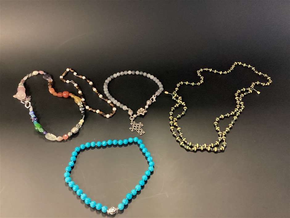 0001-9069017 · Assorted Bead Necklets