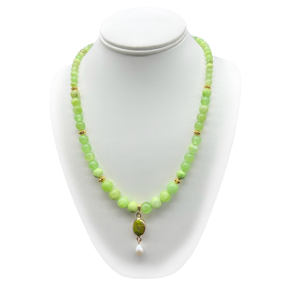 6 -10mm Flower Jade, Regalite & Baroque Pearl Pendant Charm Necklace.