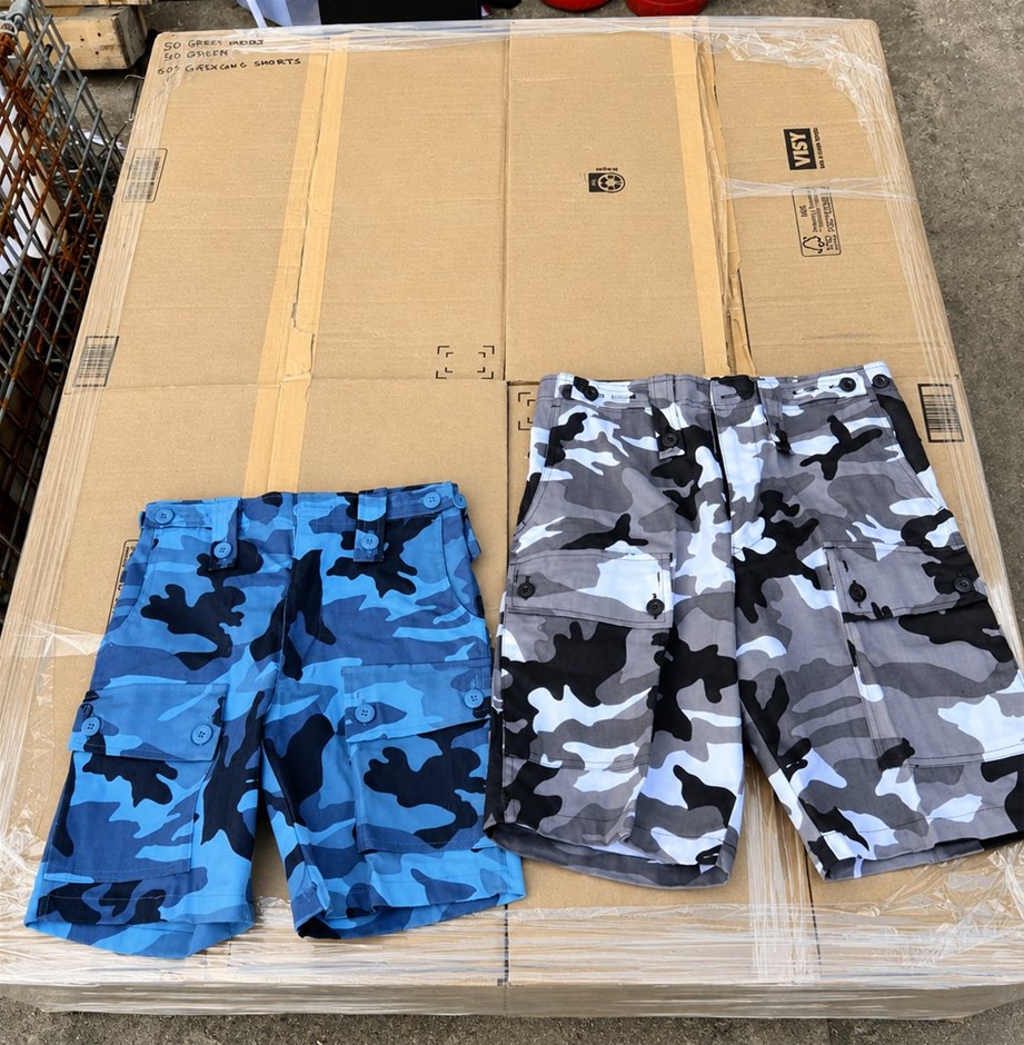 100 x Camouflage Cargo Shorts, Assorted Sizes, 50pcs White Shorts and 50pcs
