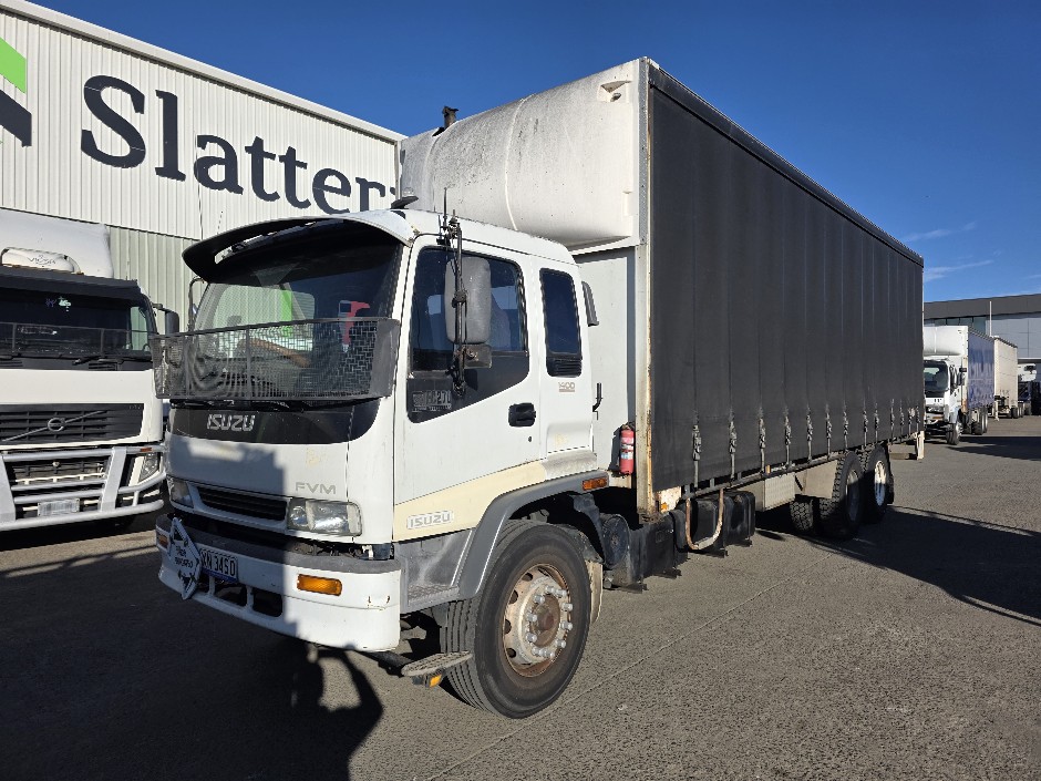 <p>1999 Isuzu FVM 1400A  6x2 Curtainsider</p>