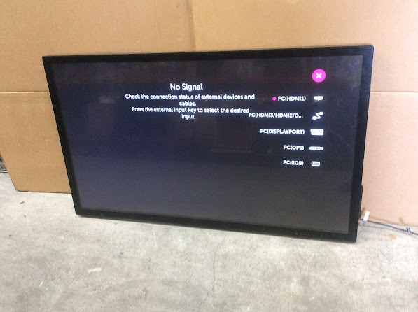 0004-2584379 · LG 55TC3D-B 55" Interactive Digital Board
