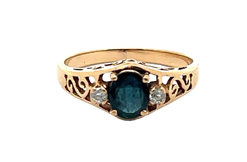 Yellow Gold Sapphire and White Stone Dress Ring 2.7g