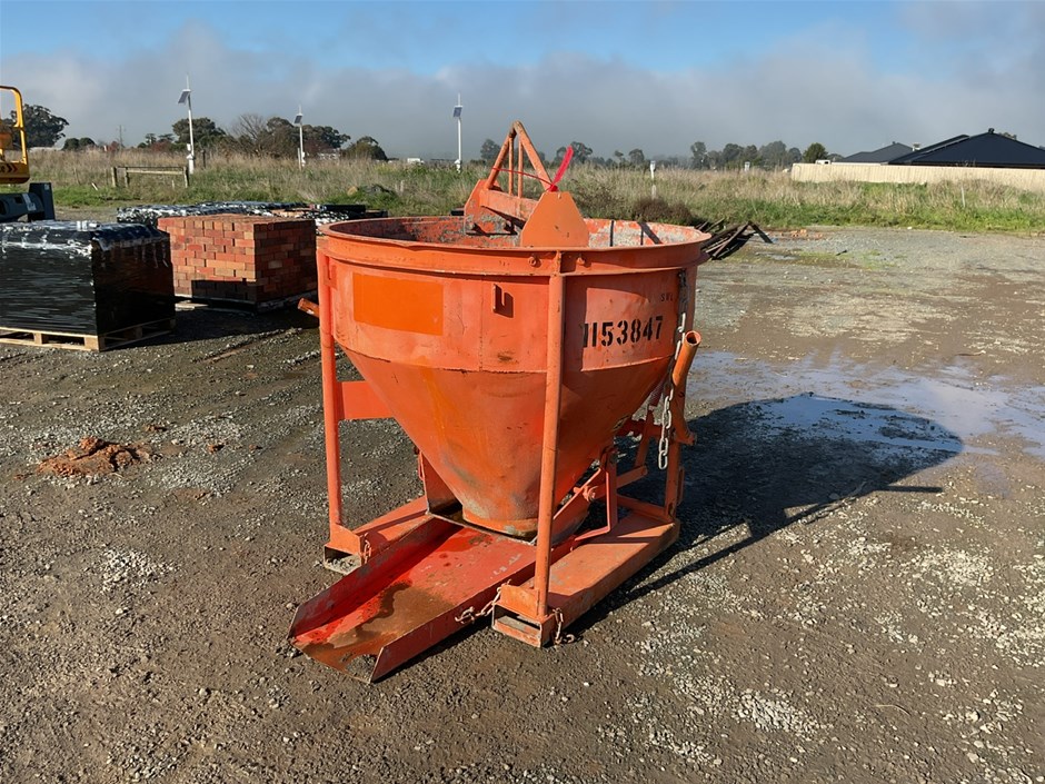 <p>Concrete Skip Bin 1m3 - Dual Discharge</p>