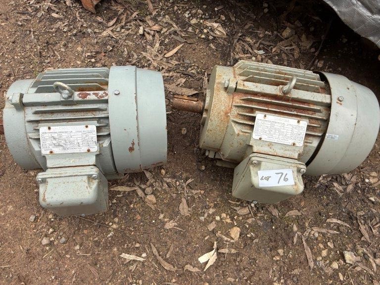 2x 3 Phase Motors