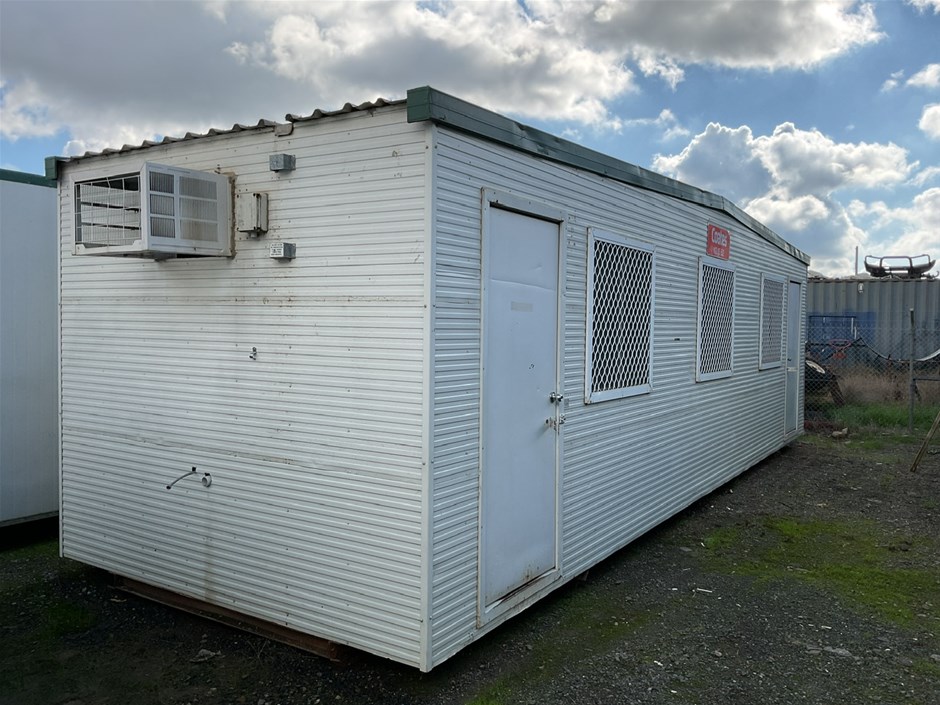 <p>Transportable Office 9.6m x 3m x 2.8m</p>