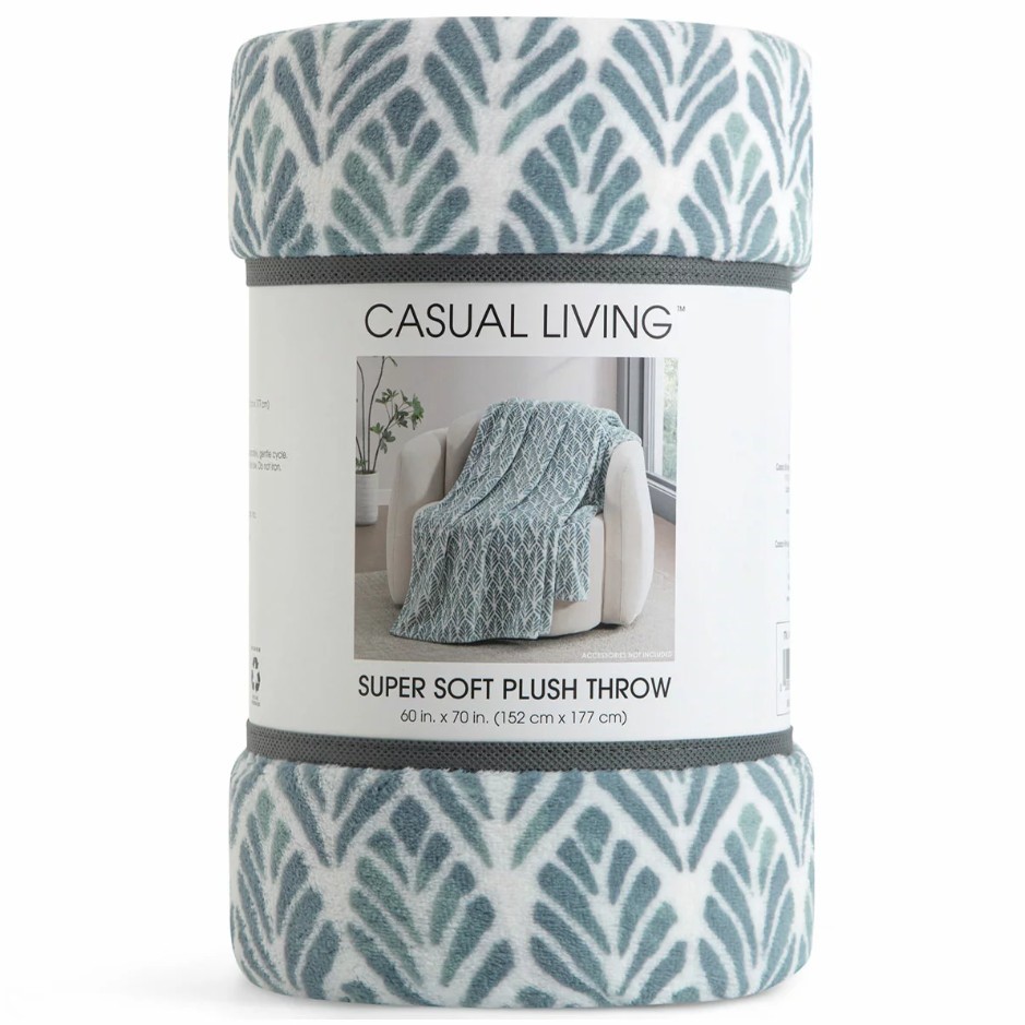 CASUAL LIVING Super Soft Plush Throw, 152 x 177cm, Slate.