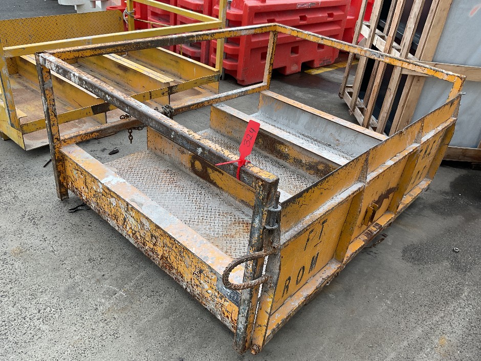 <p>Waste Industries 6 Bin Rotator</p>