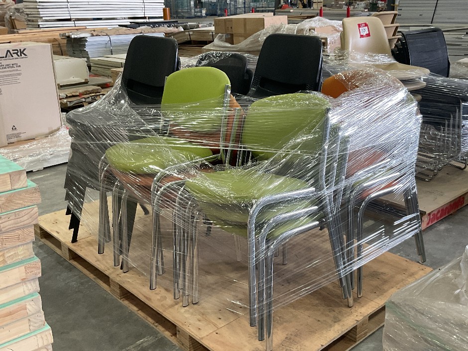 Pallet of Assorted Chair
