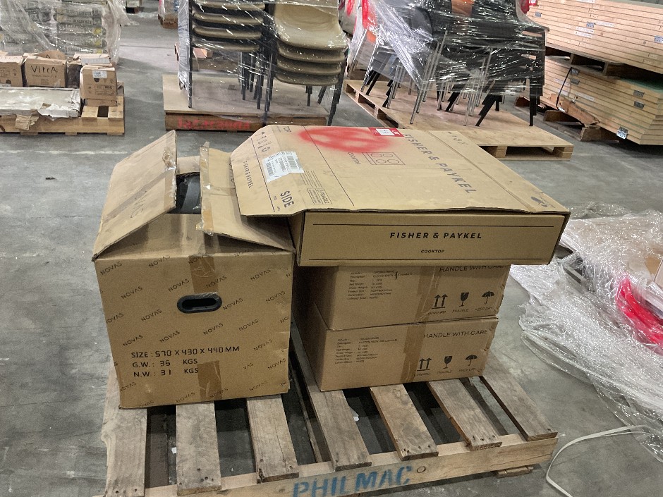 <p>Pallet of Assorted Bathroom & Kitchen Fittings Comprising</p>