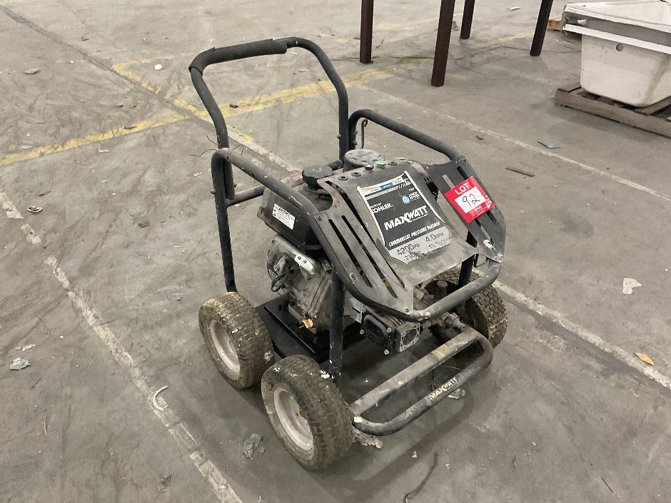 Max Watt Commercial Pressure Washer