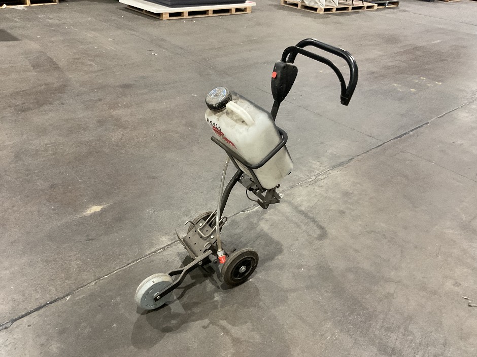 <p>Makita DT2010 Power Cut Trolley</p>