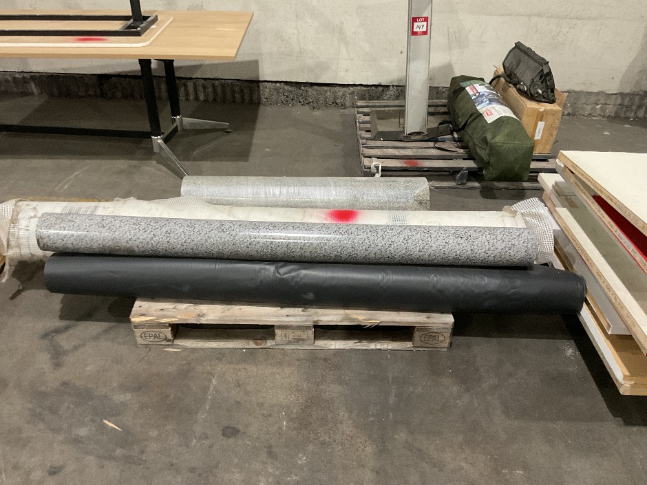 Pallet Comprising 4x Rolls Of Assorted Flooring Material