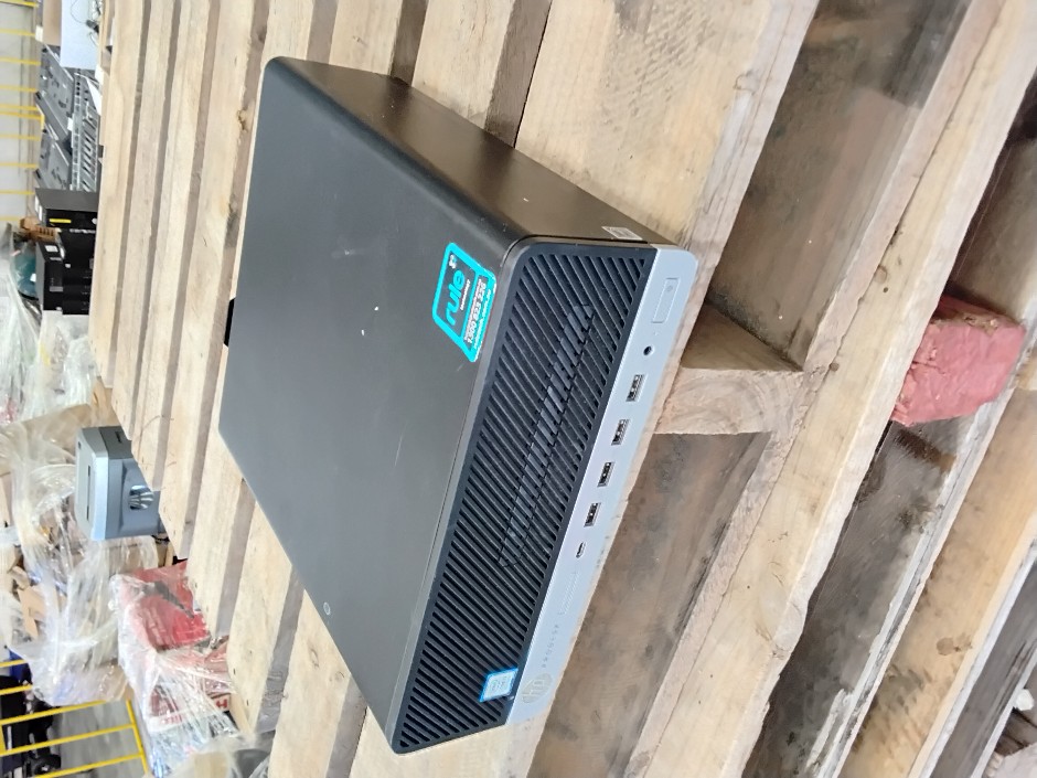 <p>HP Pro desk</p>