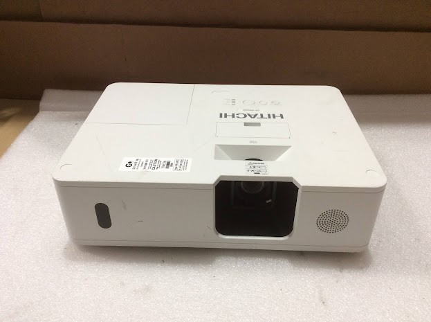 Hitachi CP-WX5500 3LCD Projector
