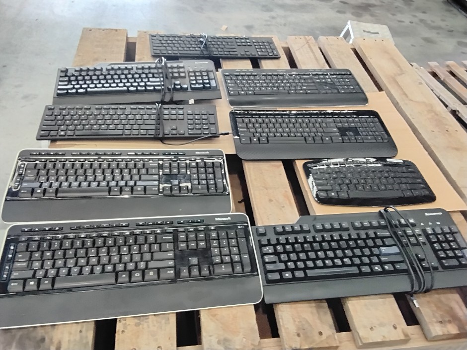<p>Various office keyboards</p>