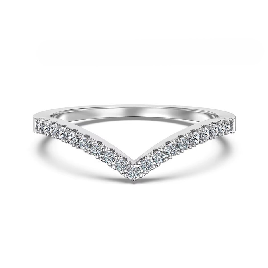 0.19ct Lab Created Moissanite 925 Silver Band Ring - Size 6