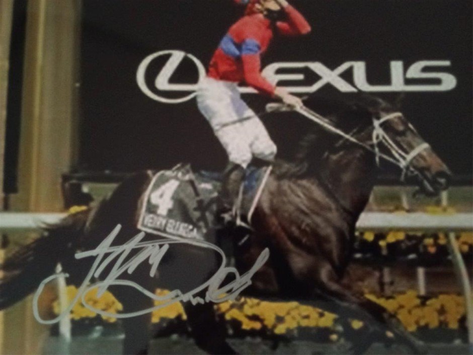 JAMES MACDONALD SIGNED MELBOURNE CUP PHOTO