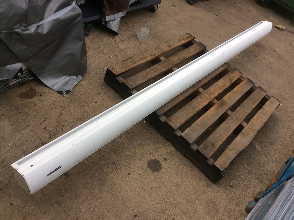 Screen Technics Projector Screen