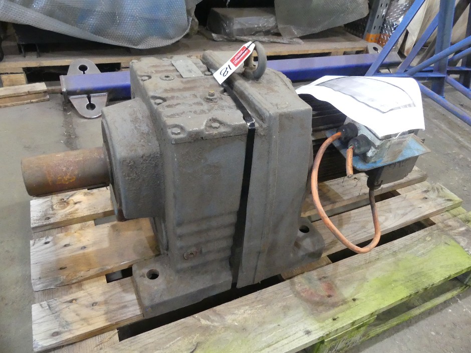 Sew Eurodrive Motor & Reduction Gearbox Assembly
