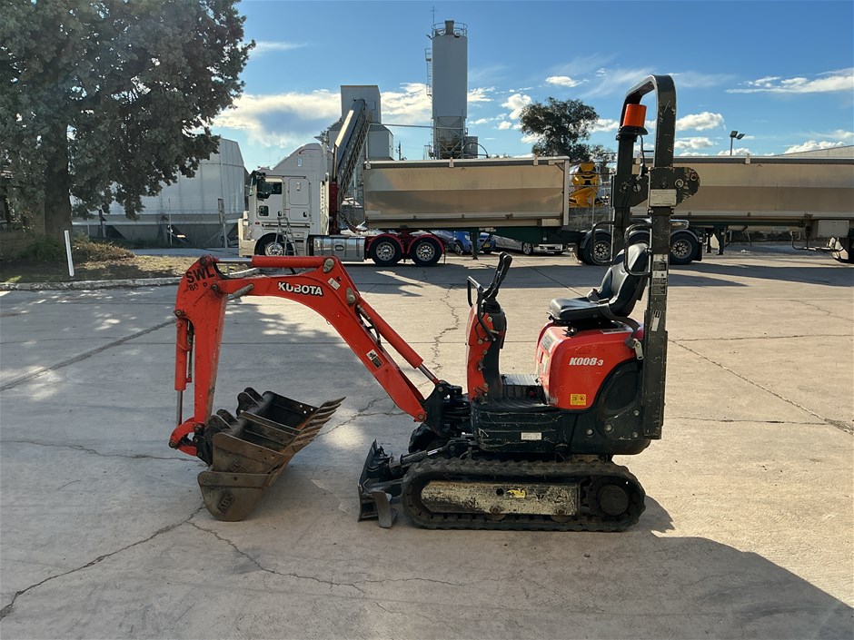 <p>Kubota K008-3 Mini Excavator</p>