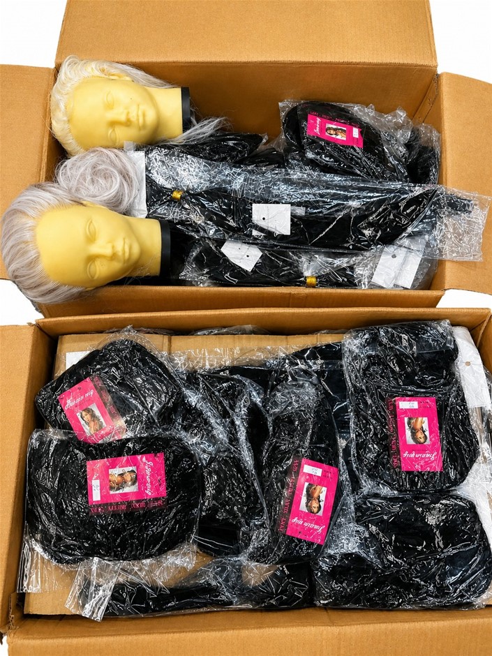 Approx. 40+ Piece Hairdressing Bundle – 10+ Mannequin Heads & 30+ Assorted