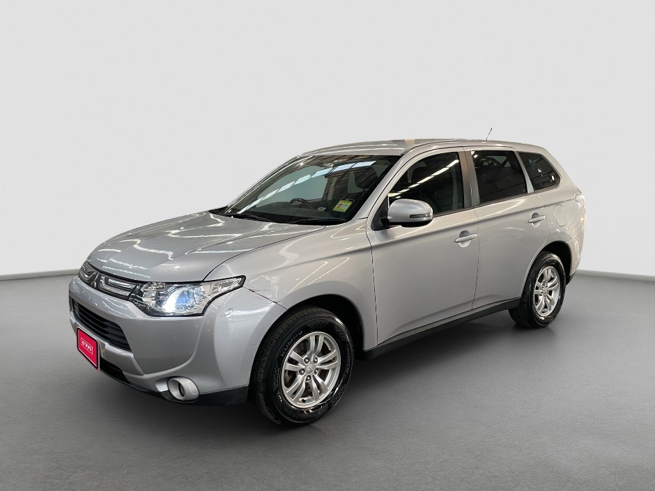 2012 Mitsubishi Outlander LS Petrol