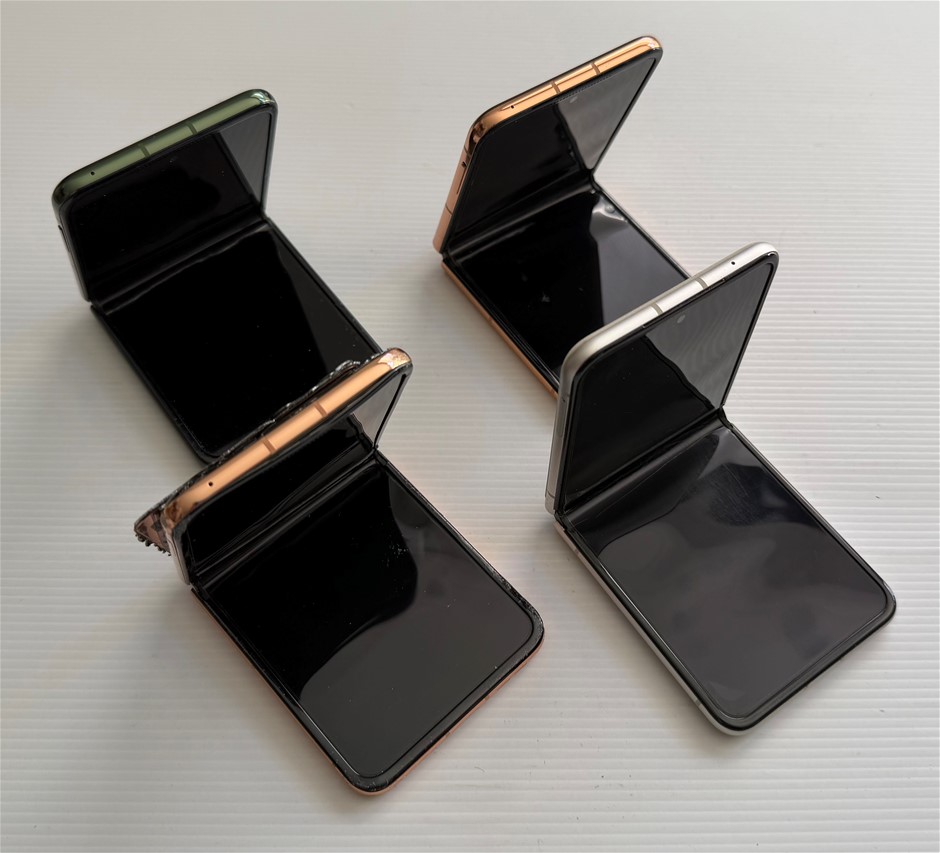 Motorola RAZR 50 Ultra 5G 512Gb / RAZR 40 5G - For Parts (Lot of 4)