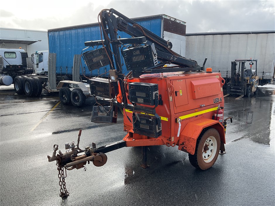 <p>2021 JLG LED-6 Single Light Tower Trailer</p>