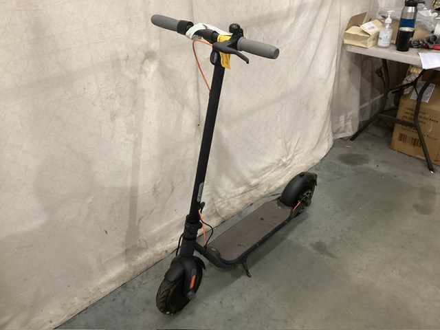 <p>Ninebot Electric E-Scooter </p>