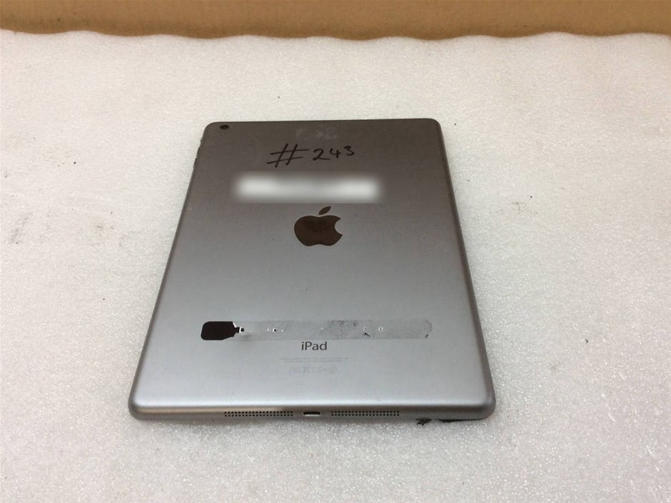 Apple iPad Air 1 (A1474) 16GB Tablet