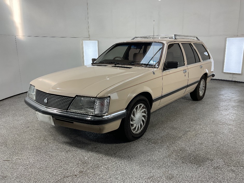 Grays Adelaide Classic Motor Vehicle Auction - KMM