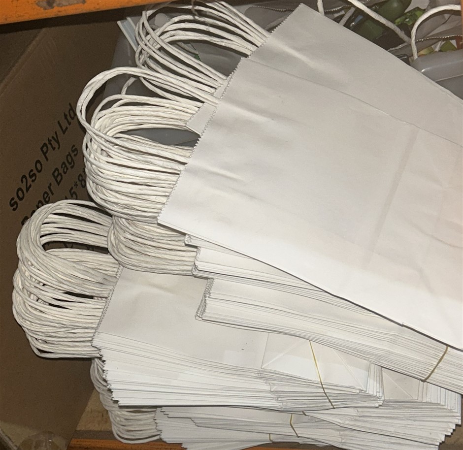 150x White Gift Bags