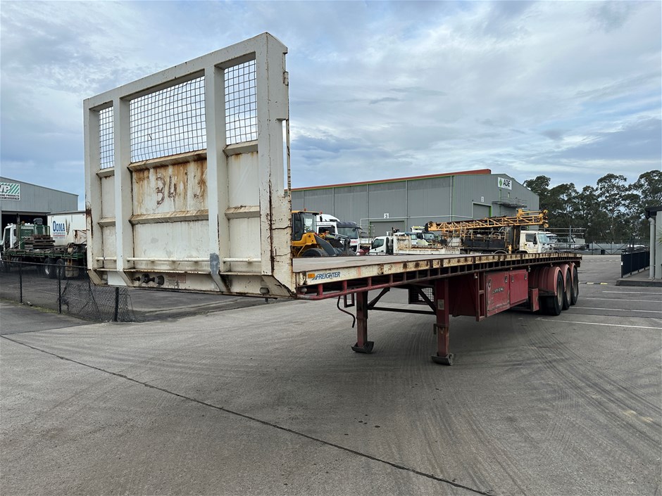 2010 Maxitrans ST3 Triaxle Flat Top Trailer