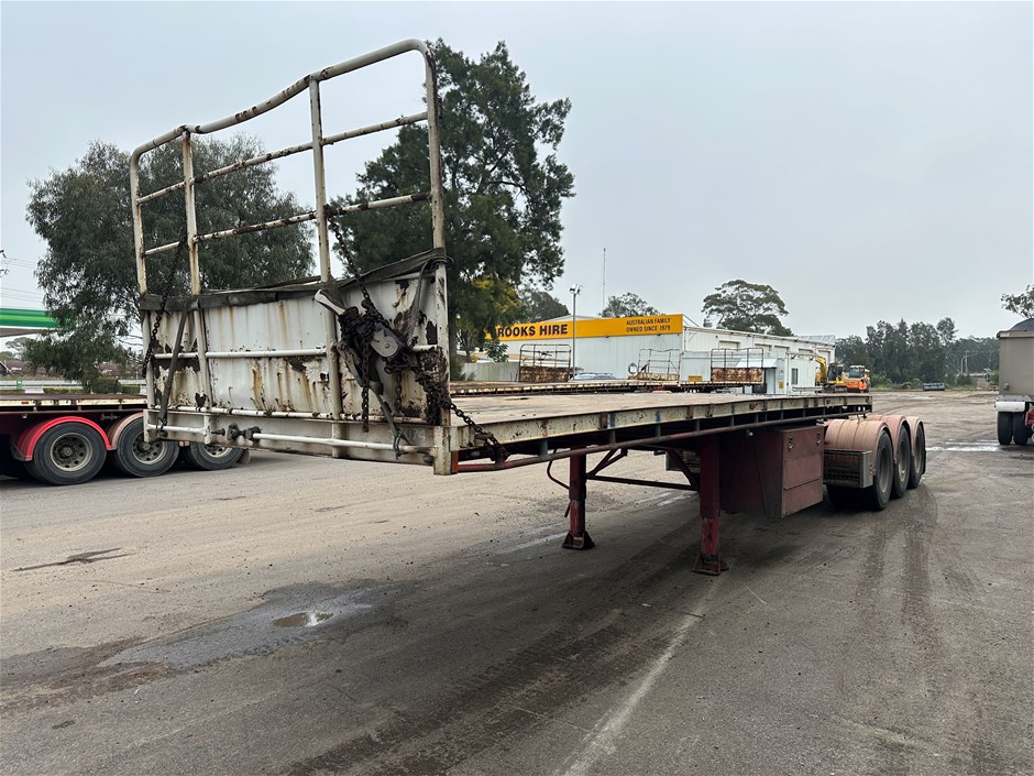 2005 Freighter ST3 Triaxle B Double Combination A and B Double Combination